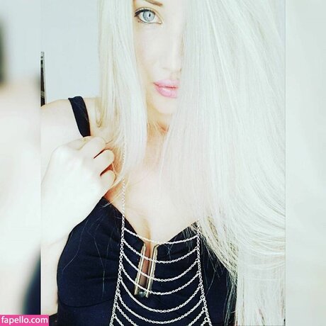 Amber Koltzow Bastick star xxx picture