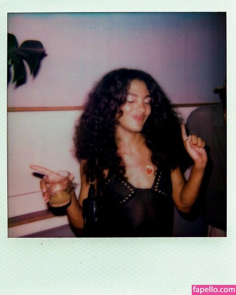 busty mom onlyfans sexy nude picture