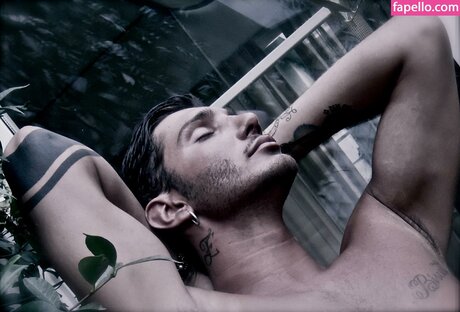 cuckold feet onlyfans free sexy img