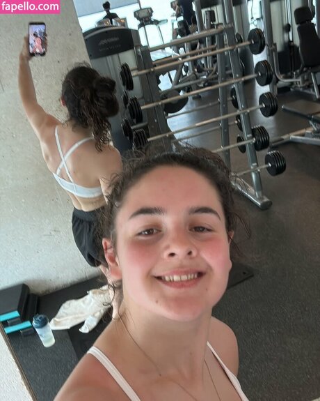 Abbi Pulling naked pornstar archive