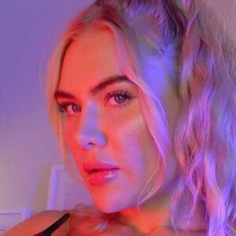 Goddess Dommelia nice pornstar photos