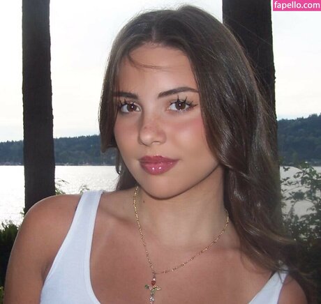 Eirmioni Ilvanakis perfect model img