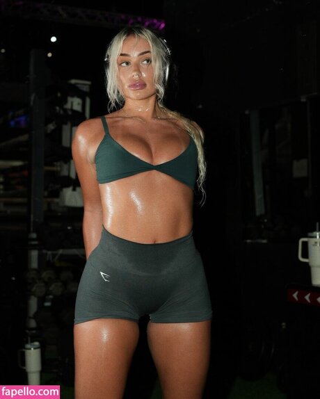 TaylorAnderson101 erotic star galleries