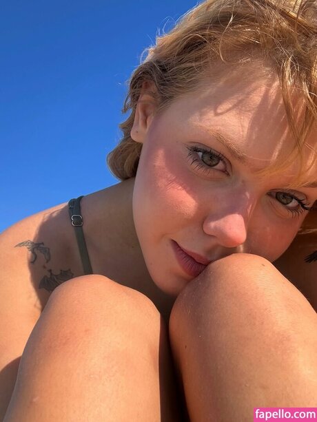 Gio Aguilera porn star picture