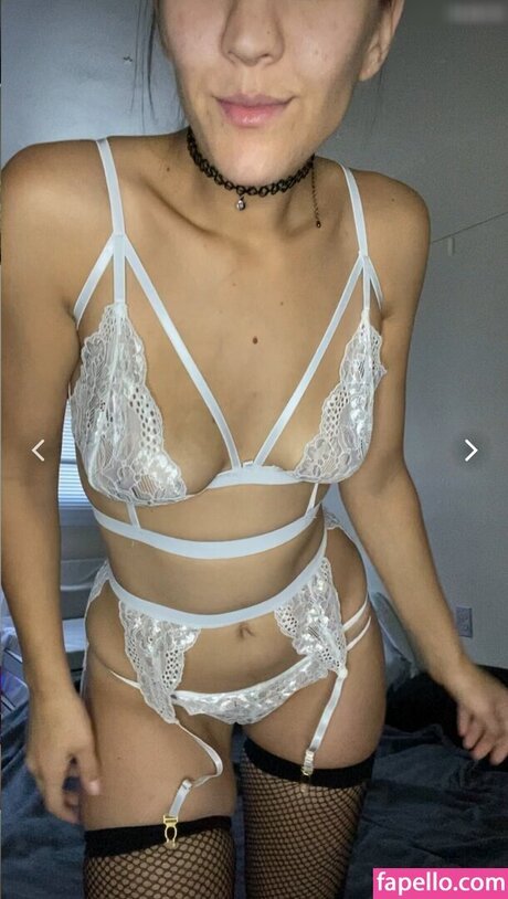 naked milf onlyfans sexy photo