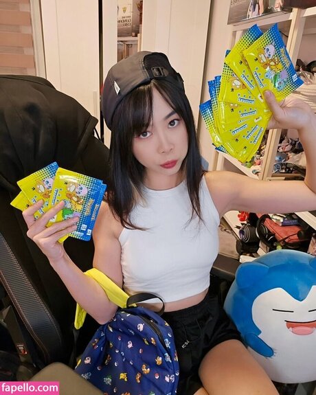 Wolfsbanee exclusive pornstar images