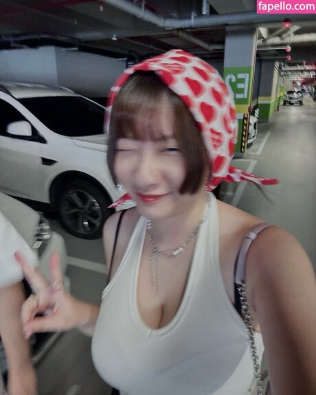 shemale handjob onlyfans free xxx photo