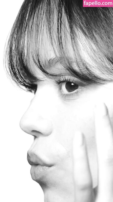 milf handjob onlyfans hot sexy picture