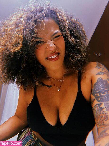 Willow Nightingale pornstar xxx pics