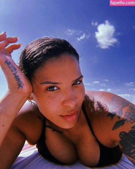 Willow Nightingale pornstar top galleries