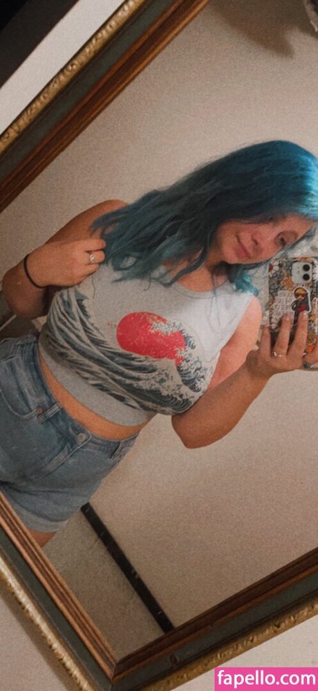 too0ldcat model naked galleries