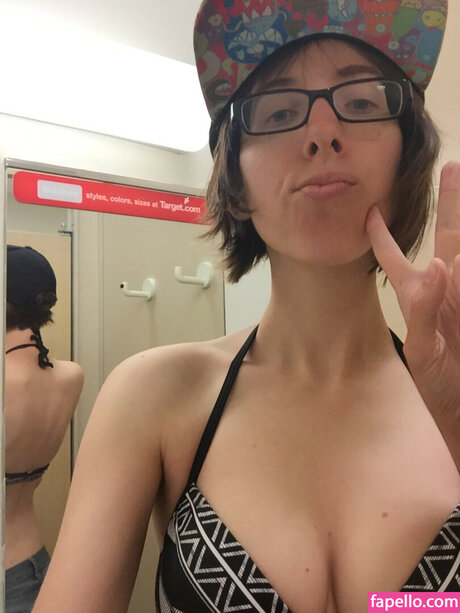 TwilightPalms pretty actress photos