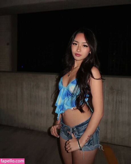 Daisy Chang hd model gallery