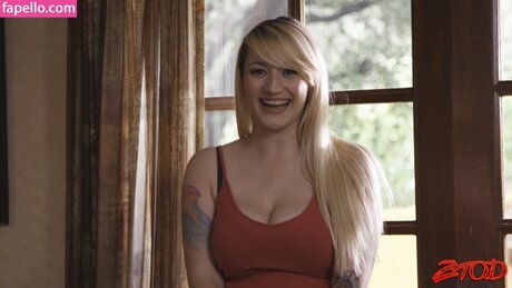 Hadley Haze pornstar beautiful pic