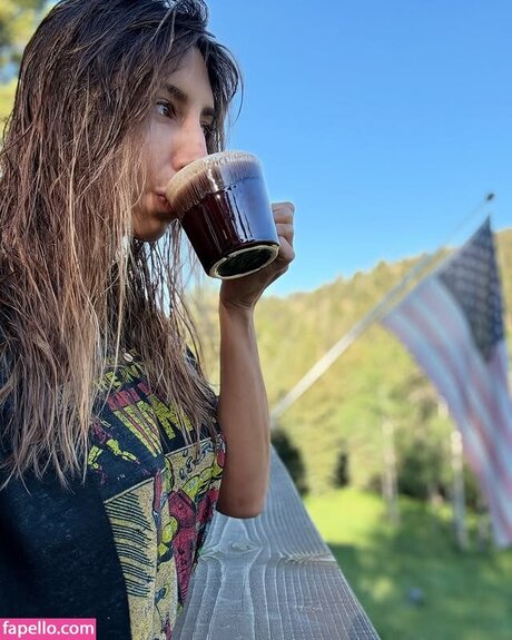 skinny asian onlyfans top img