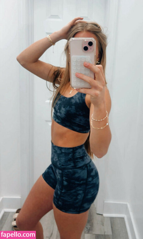 Tatum Bittick exclusive star pic