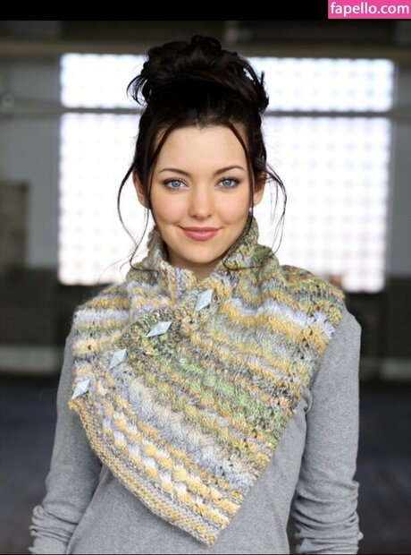 Jessie Farrell star sexy pics