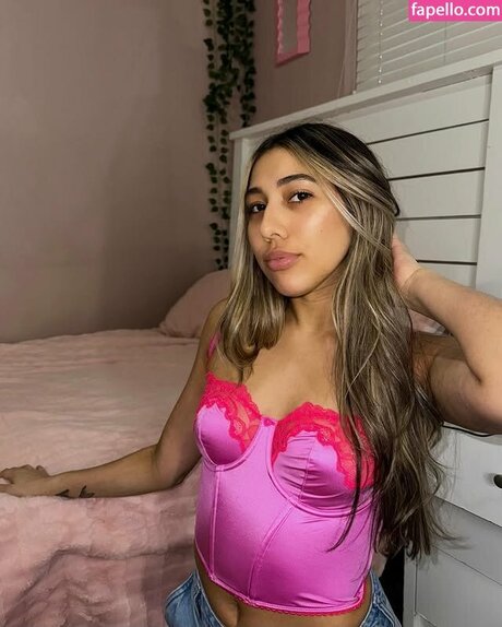 Mia Bosman porn model images