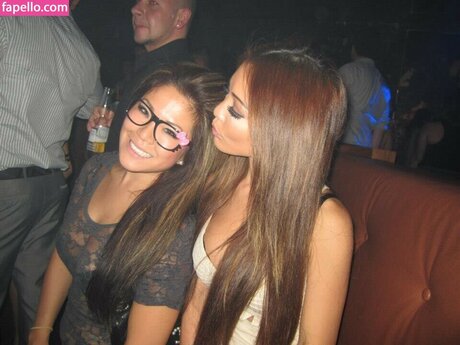 Stephanie Ly model high quality img