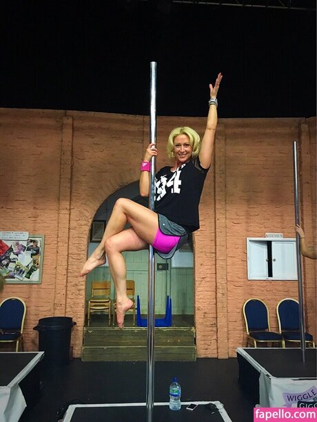 Faye Tozer perfect actress images