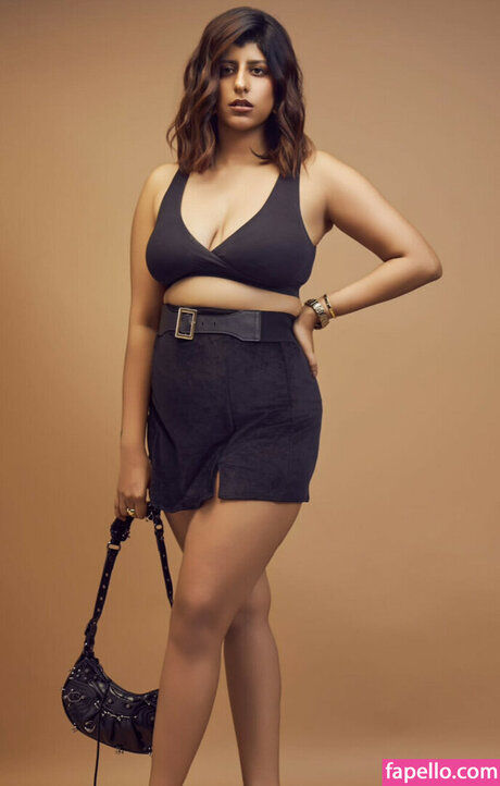 curvy shemale onlyfans art porn photo