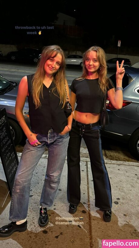 Madeleine Arthur hd model photo