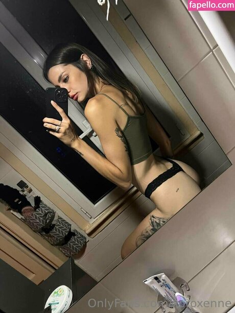 xoroxenne pornstar top picture