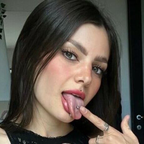 xoroxenne pornstar nudes pic