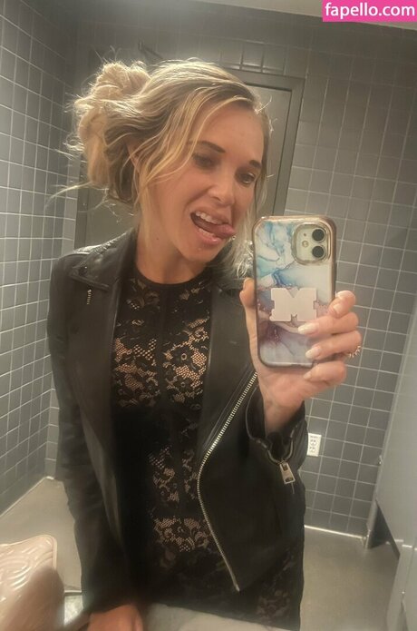 bikini fitness onlyfans pretty photo