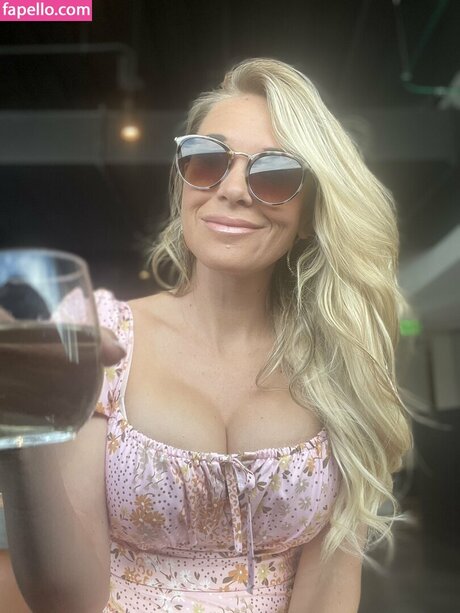 Michellek4040 hd pornstar picture