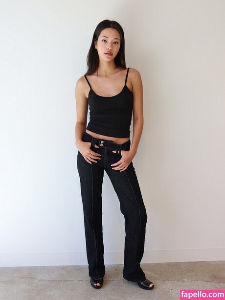 Sunjos asmr hot model pic