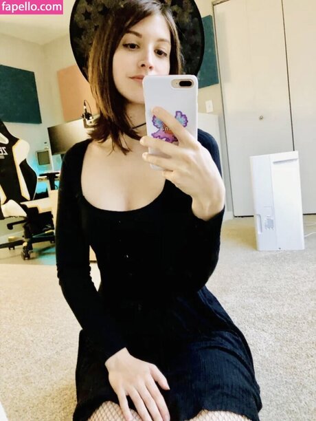 Tama Hero sex model galleries