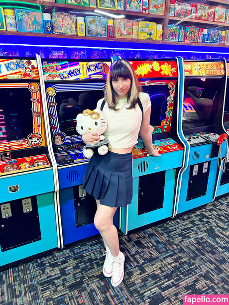 Tama Hero porn model images