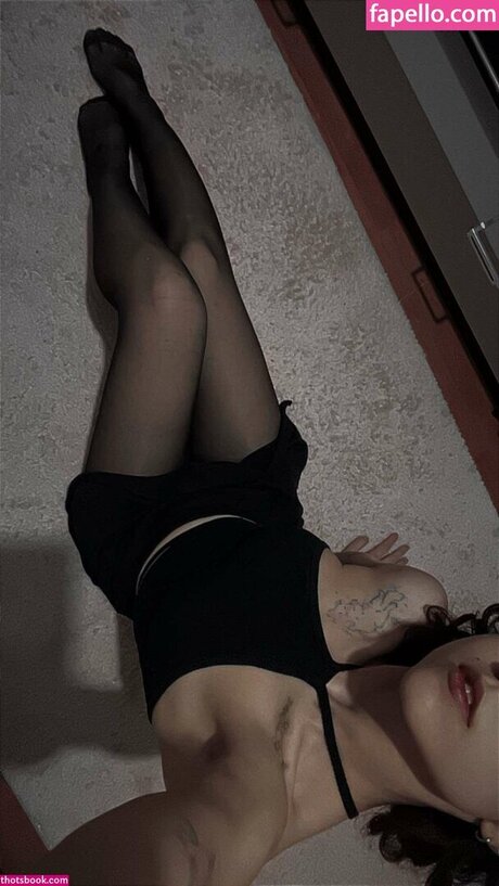 Ayse Arslan star exclusive gallery