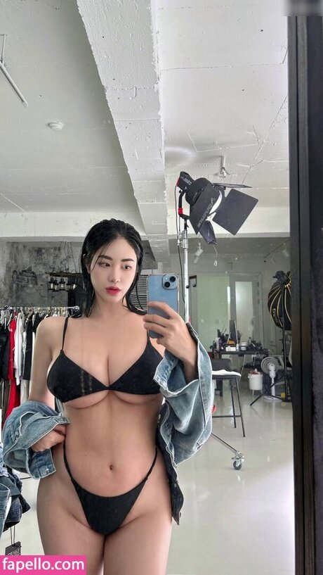 Tasha Young pornstar hd img