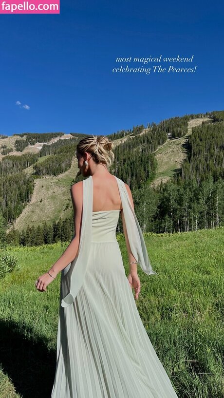 Alexa Blair Robertson art actress pics