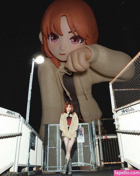 Huh Yunjin_ model sexy image