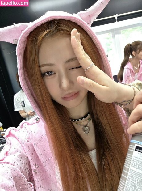 Huh Yunjin_ adult star image