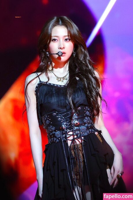 Huh Yunjin_ pornstar naked gallery