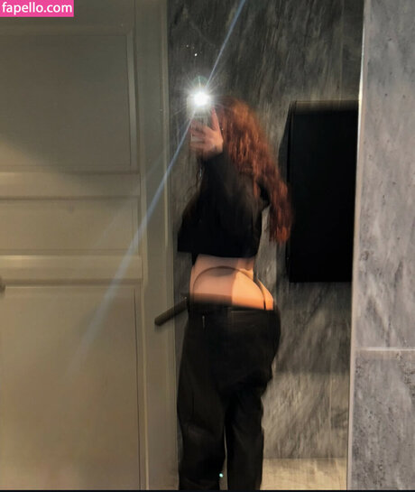 athletic milf onlyfans naked img