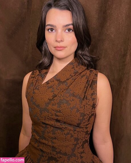 Brianna Hildebrand erotic model archive