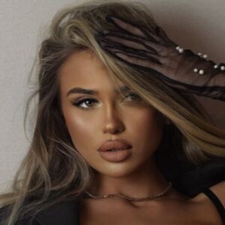 Julia054 pornstar nudes archive