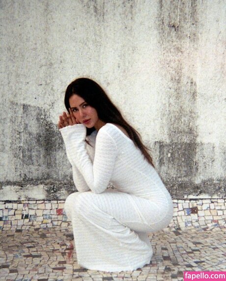 Sonam Bajwa model hd image