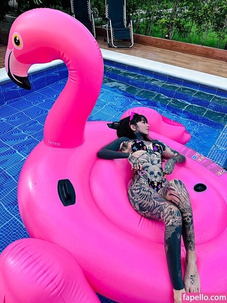 Angelie Pench porn model images