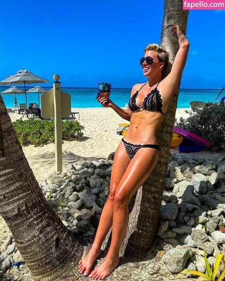 Savannah Chrisley nudes pornstar pic