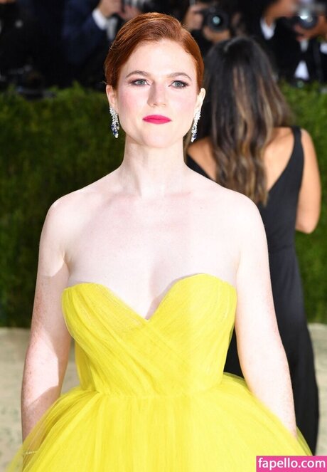 Rose Leslie sex star images