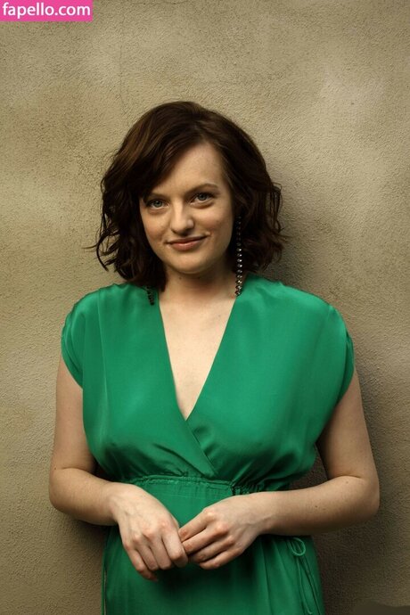 Elisabeth Moss xxx pornstar pictures