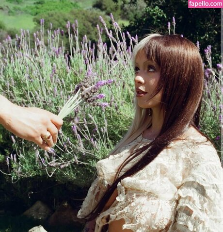 Melanie Martinez nude star gallery