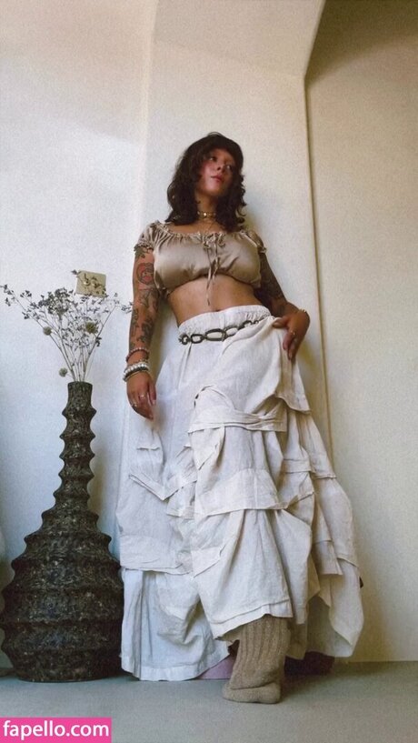 Melanie Martinez pornstar beautiful image