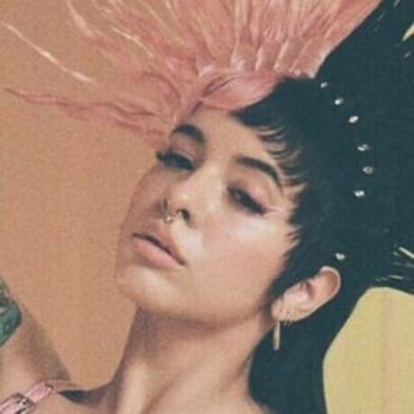 Melanie Martinez model free pics